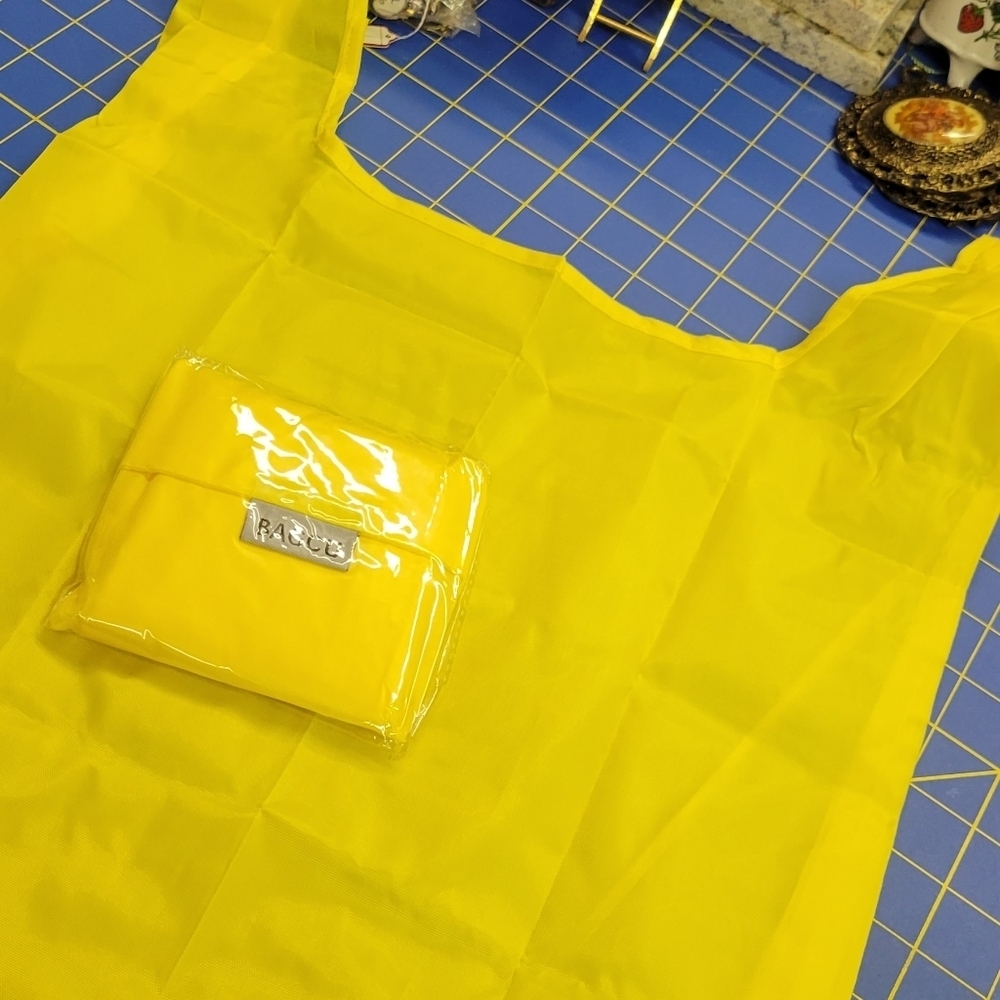 Reusable Shopping Portable Bright Yellow Bag 17x21 New in Pack